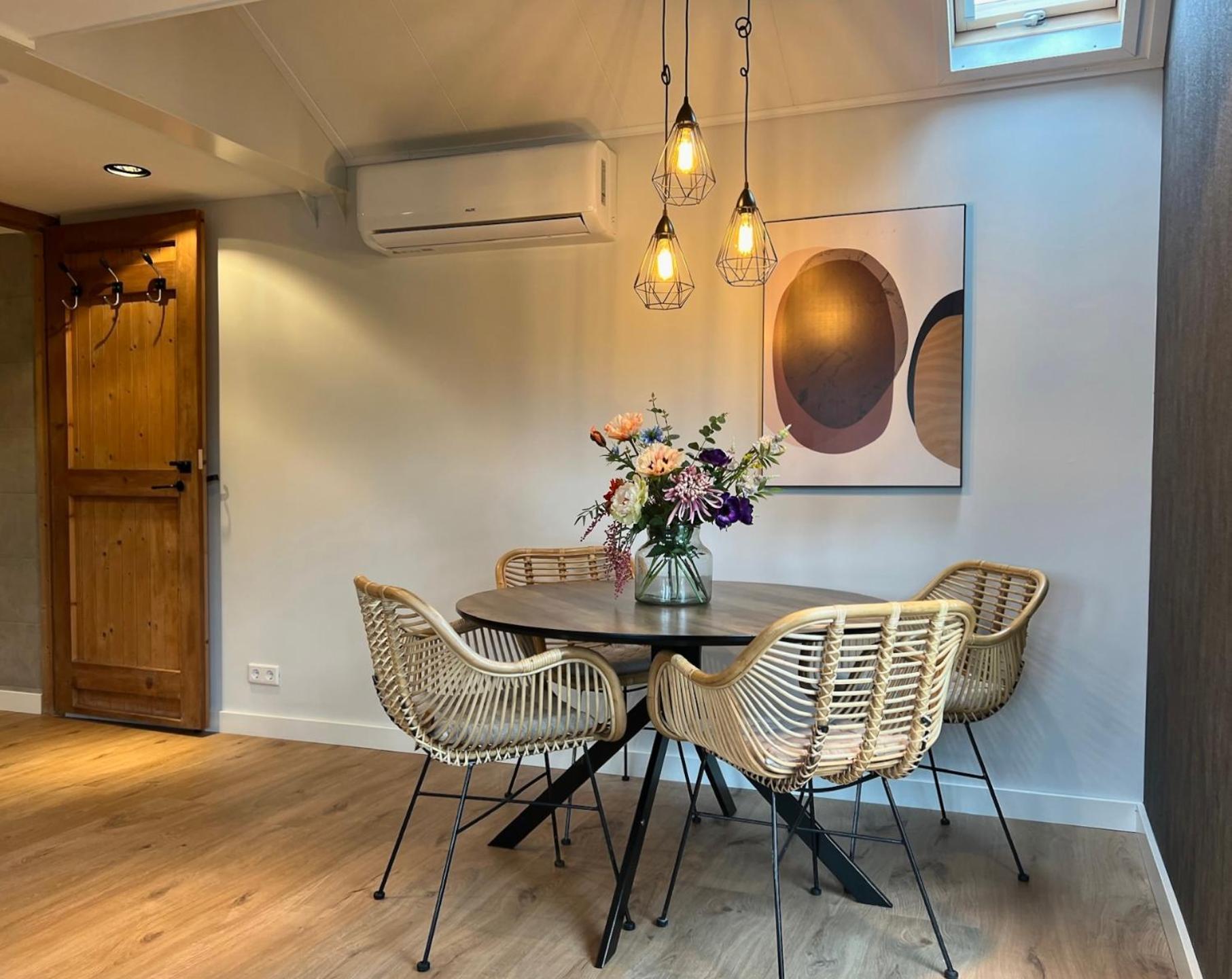 Bed And Breakfast Roodkapje Kaatsheuvel ภายนอก รูปภาพ