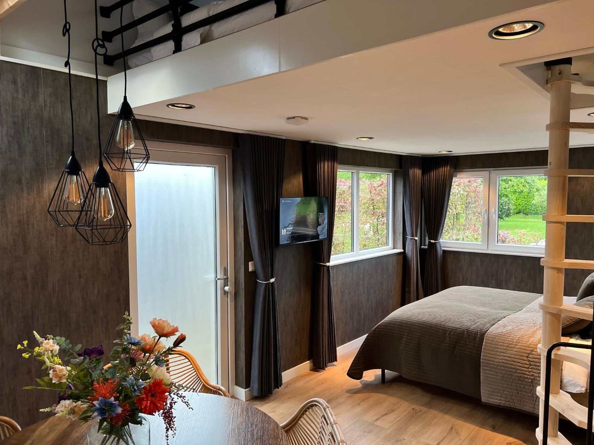Bed And Breakfast Roodkapje Kaatsheuvel ภายนอก รูปภาพ